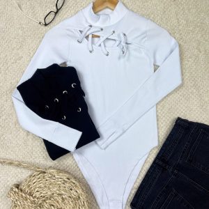 بادی سفید دخترانه برای افراد لاغر مناسب است
